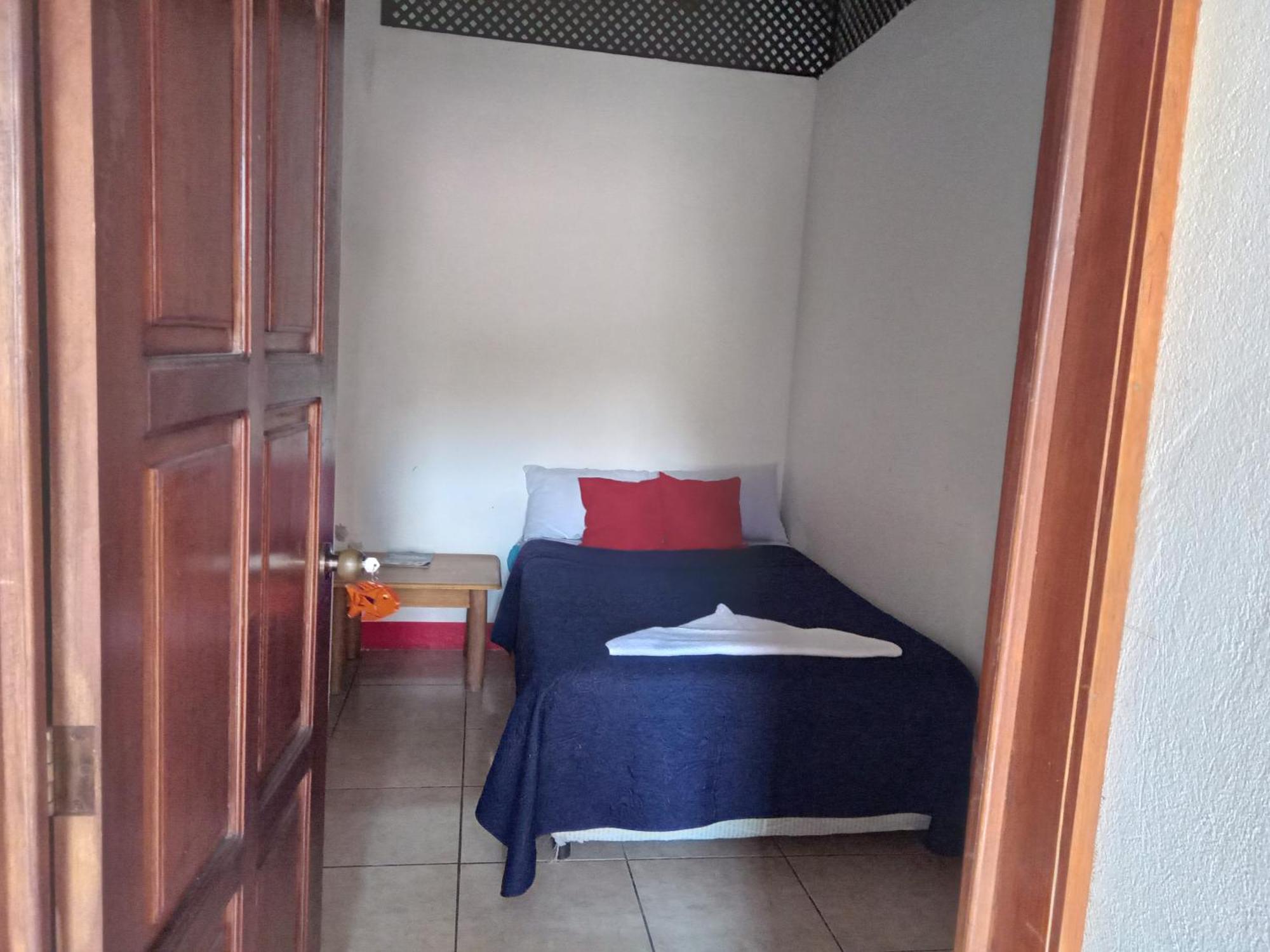 Hostal Blood Moon Rio Dulce Town Εξωτερικό φωτογραφία